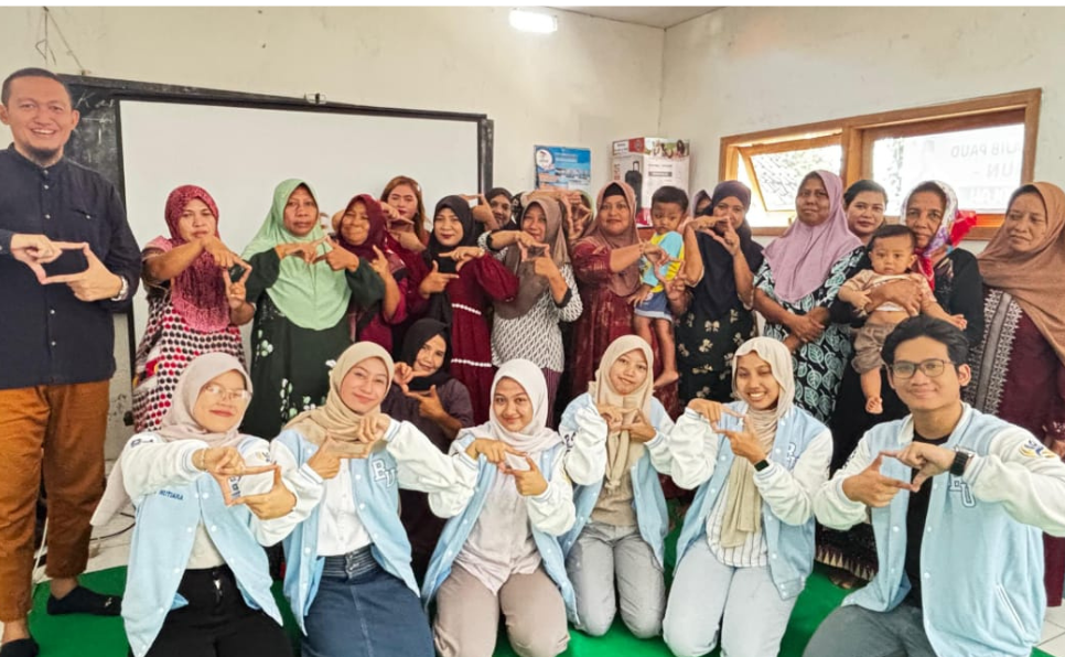 Para partisipan sosialisasi UMKM dan warga Dusun Kepetingan